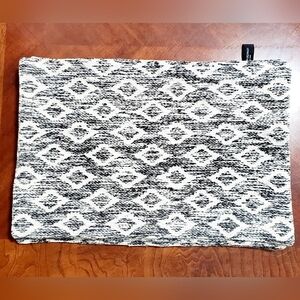 Cynthia Rowley Bohemian Southwestern Diamond Ethnic Print Thick Placements